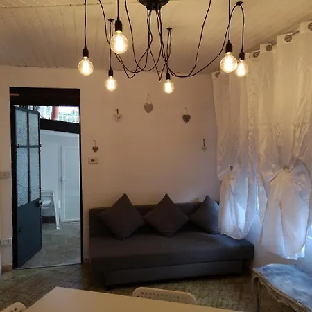 Via Mercede 34 Small Lejlighed *